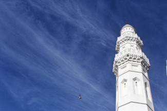 Tiga Pilar Kejayaan Umat: Masjid, Pesantren, dan Kampus