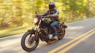 Sepeda Motor Cruiser Paling Nyaman di Bawah Rp240 Juta