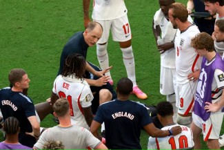Jude Bellingham Balas Kritik Thomas Tuchel, Tegaskan Inggris Layak ke Semifinal Piala Dunia