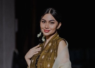 Ariel Tatum Gelar Tumpengan untuk Ultah Kucingnya, Sekaligus Galang Donasi