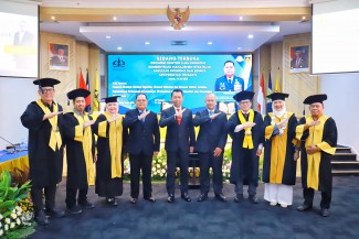 Tiga Perwira TNI AU Raih Gelar Doktor Ilmu Ekonomi di Universitas Trisakti