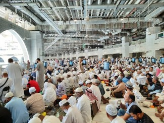 Khutbah Jumat: Mengisi Kemerdekaan NKRI dengan Nilai Islam
