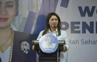 Profil Eva Stevany Rataba, Anggota DPR Bergaji Rp100 Juta yang Masuk Desil 4