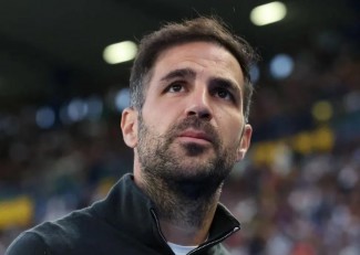 Direktur Barcelona Bicara soal Cesc Fabregas Balik ke Barcelona