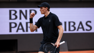 Jannik Sinner Makin Menakutkan Bagi Lawan Lawannya di Italia Open, Giliran Pellegrino Tumbang Tak Berdaya