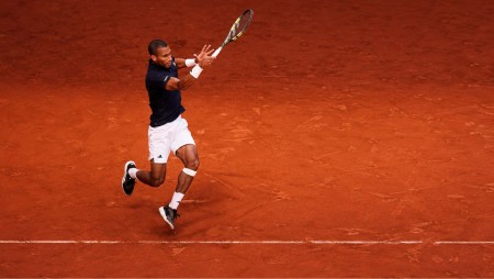 Felix Auger-Aliassime Menang di Pertandingan Pertama Hamburg Open, Cobolli Lamgsung Tumbang
