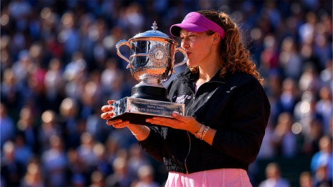 Akhirnya Mirra Andreeva Sukses Meraih Grand Slam Pertama dari France Open Setelah Kalahkan Chwalinska dan Bawa Pulang Hadiah 47,5Miliar