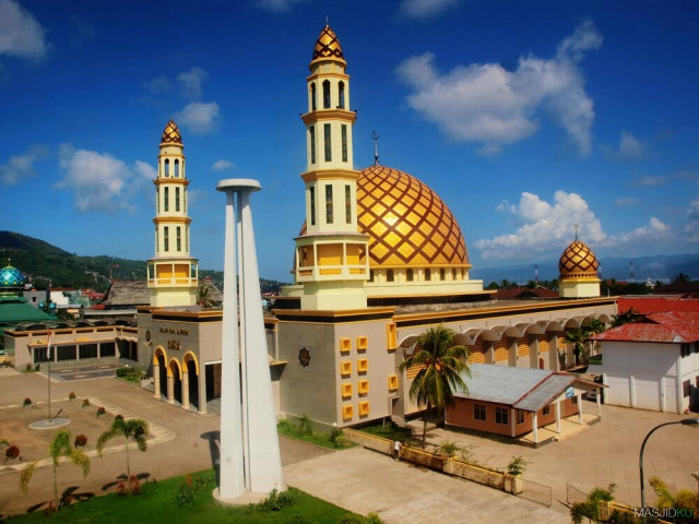 Rahmatan Lil Alamin hingga Maluku dan Papua, Empat Masjid Megah Jadi Landmark