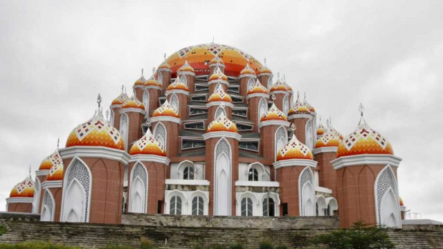 11 Masjid Megah Rancangan Ridwan Kamil, No 5 di Wilayah Perang
