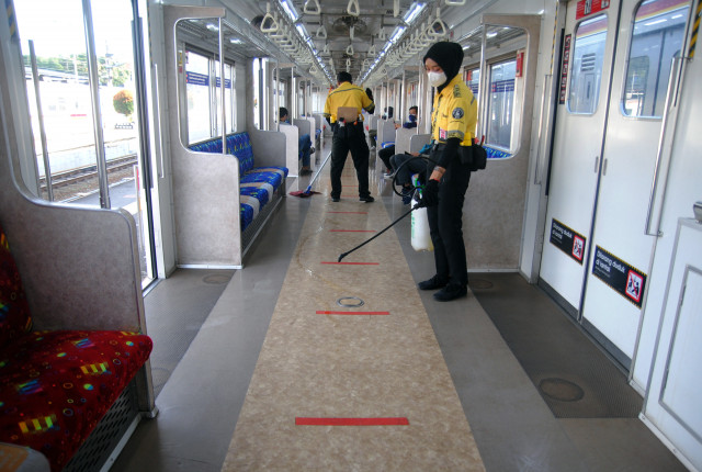 STRP Hari Pertama, Jumlah Penumpang KRL Berkurang 45 Persen