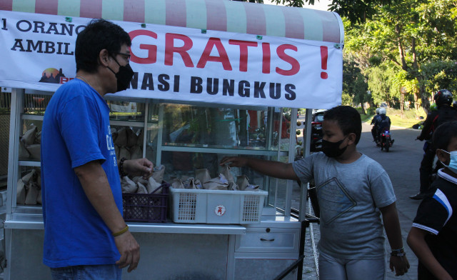Menebar Kebaikan di Tengah Keprihatinan