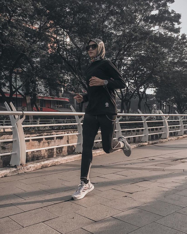 Zee Zee dan Soraya, Bersahabat Hingga ke Jalur Lari Maraton