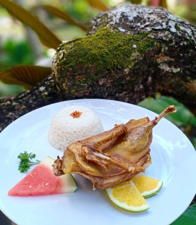Kuliner Halal di Bali, Ayam Betutu hingga Bebek Bengil