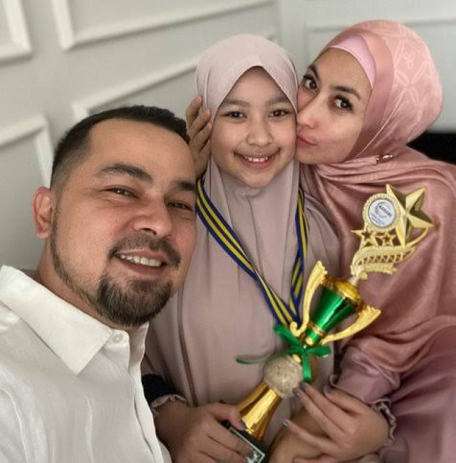 Anak Selebritas yang Memiliki Hafalan Al Qur'an Sejak Dini