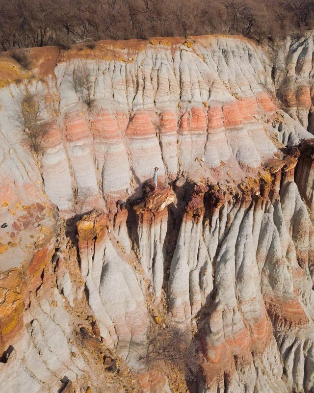 Fakta Bukit Pelangi Kelabba Maja, Painted Hills-nya Indonesia