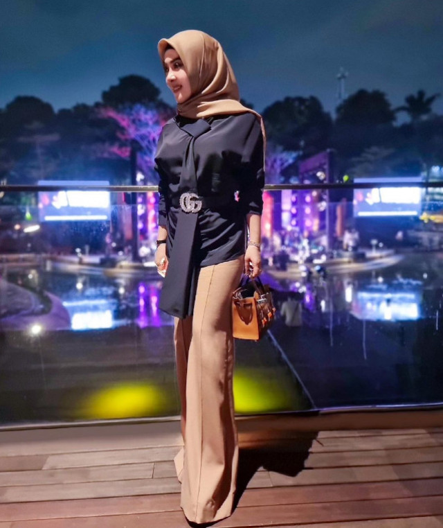 Mantap Berhijab, Intip Tampilan Syahrini yang Anggun Berkelas