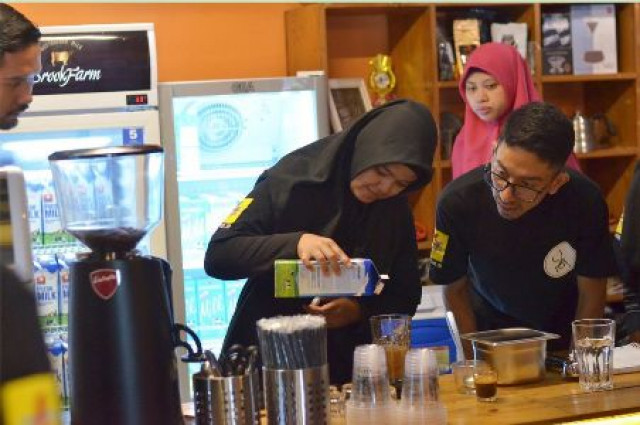 Koloborasi, Kiat Kopi Tuli dan Teman Tuli Bertahan Saat Pandemi