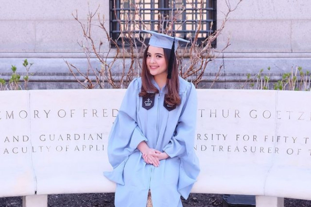 5 Nama Ini Buktikan Seleb  Perlu Cerdas dan Berpendidikan Tinggi