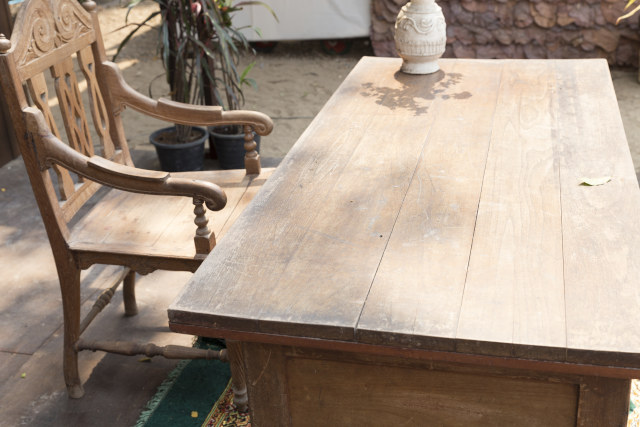 5 Kayu Bahan Perabot yang Tak Kalah Memikat dari Jati