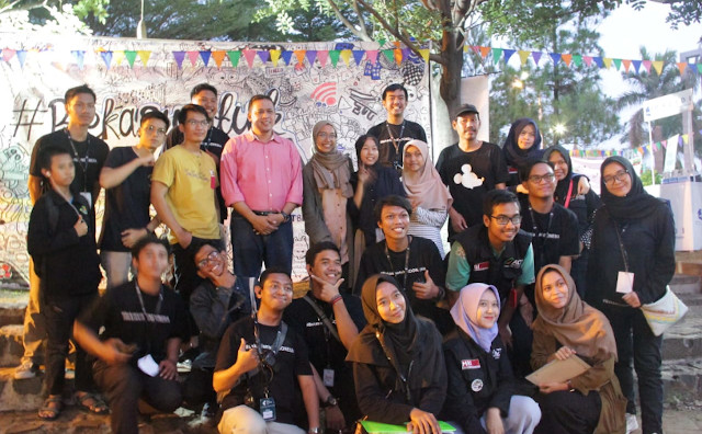 Kiat Dukung Teman Saat Berjuang Hadapi Krisis Pandemi