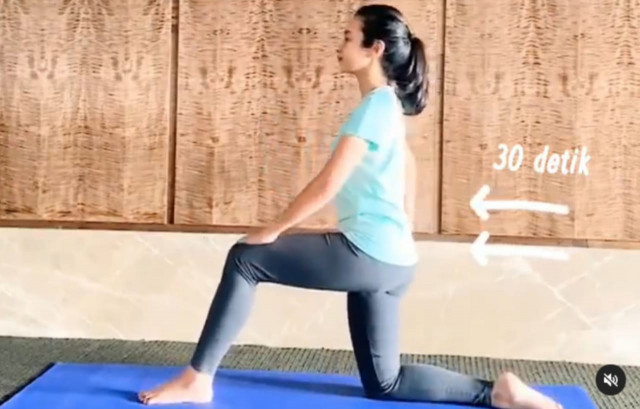 Latihan Gerak Ini Bikin Kerja di Rumah  Bebas Nyeri Punggung