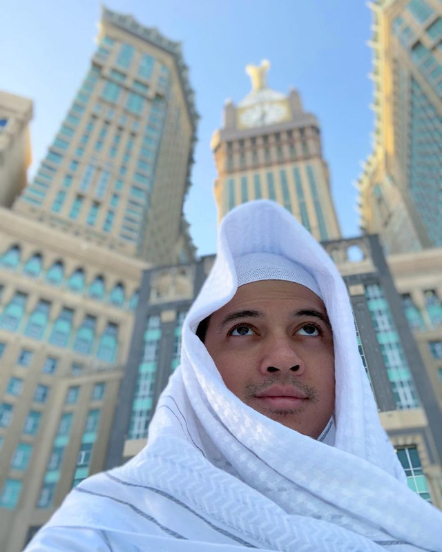 Selebritas Tanah Air Ini Tampil Classy dalam Arabian Style