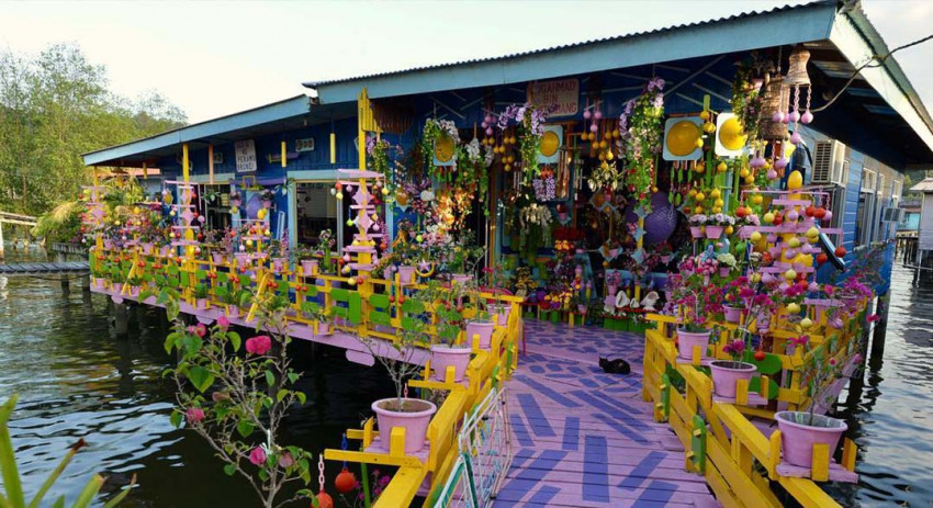 Menikmati Keindahan Kampong Ayer Brunei Darussalam