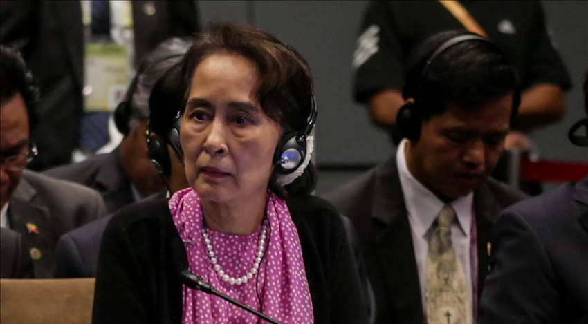 Aung San Suu Kyi Divaksin Saat Lonjakan Covid-19 di Myanmar