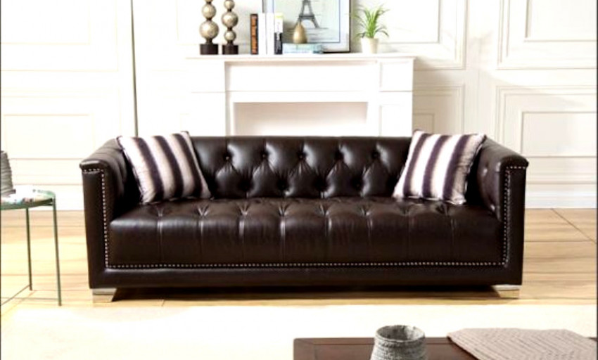 Sofa Kulit Tak Bisa Sembarangan, Ini 4 Tips untuk Membersihkan