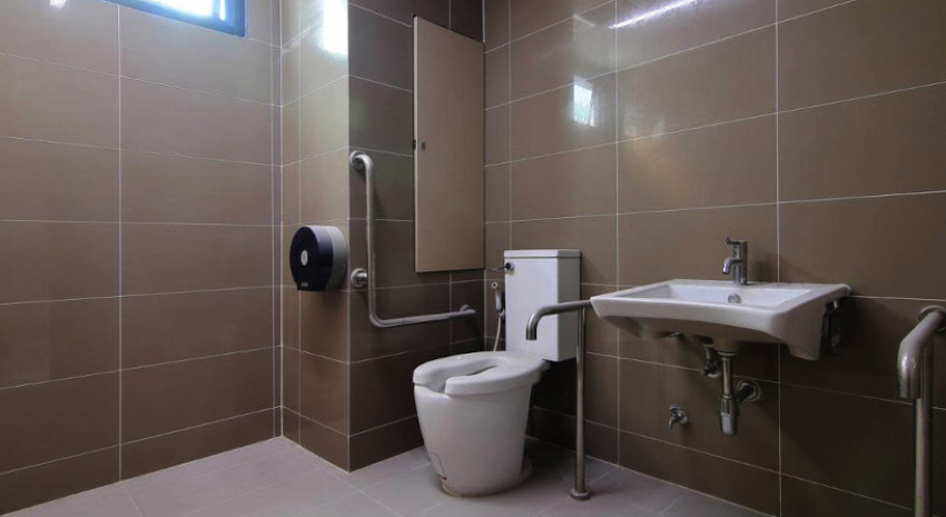 Pastikan Desain Kamar Mandi yang Aman dan Ramah Lansia