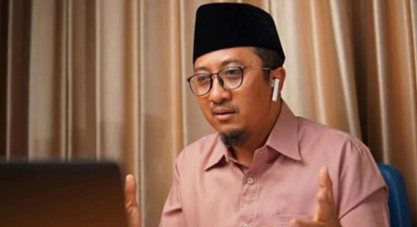 Sandiaga Uno Unggah Foto KH Yusuf Mansur Shalat Saat Opname