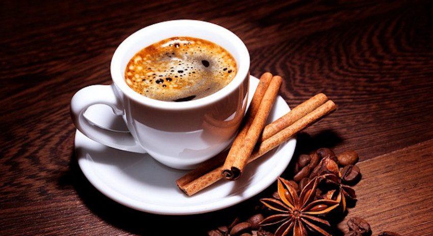 Sesekali  Sertakan Kayu Manis dalam Kopi, Ini Alasannya