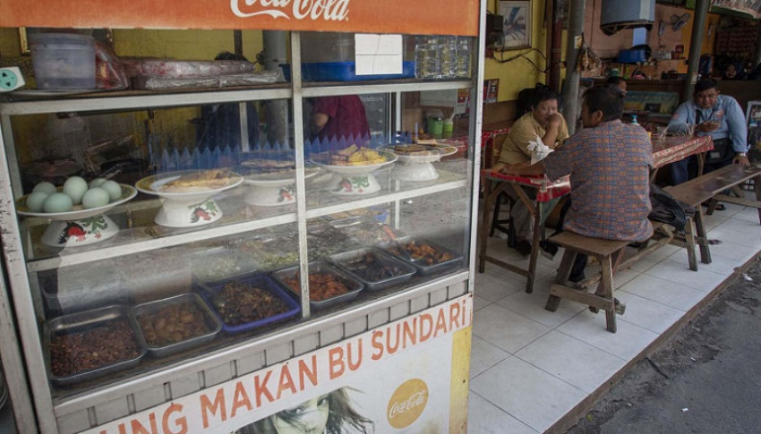 Makan 20 Menit, Komunitas Warteg Angkat Bicara soal Aturan PPKM