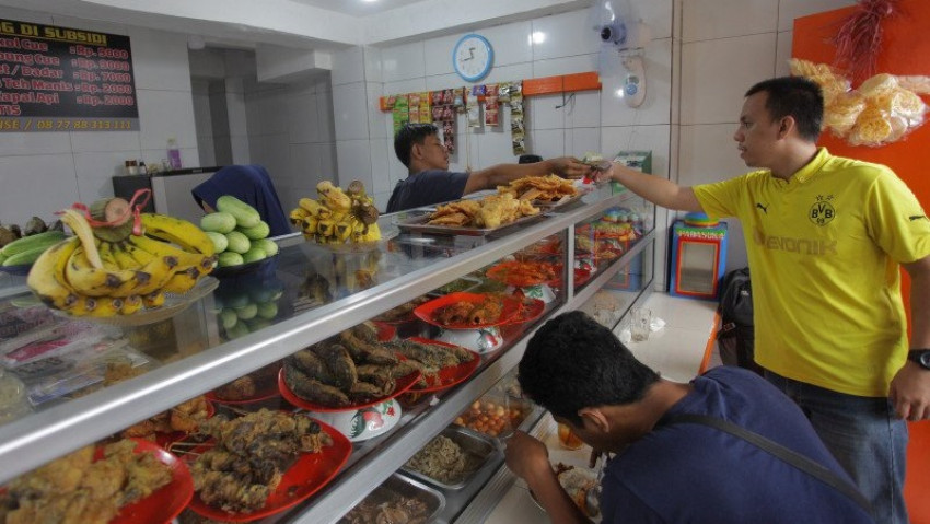 Makan 20 Menit, Begini Anjuran Rasul ketika Menyantap Hidangan