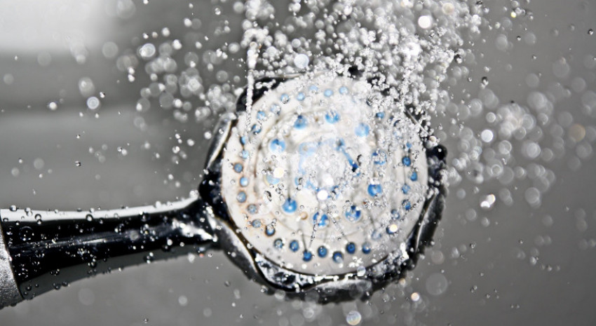 Jangan Takut Dingin, Mandi pada Sepertiga Malam Sangat Bermanfaat