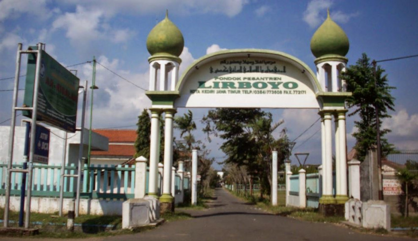 Sejarah Lirboyo, Dari Kampung Sarang Penyamun Hingga Jadi Pesantren Besar