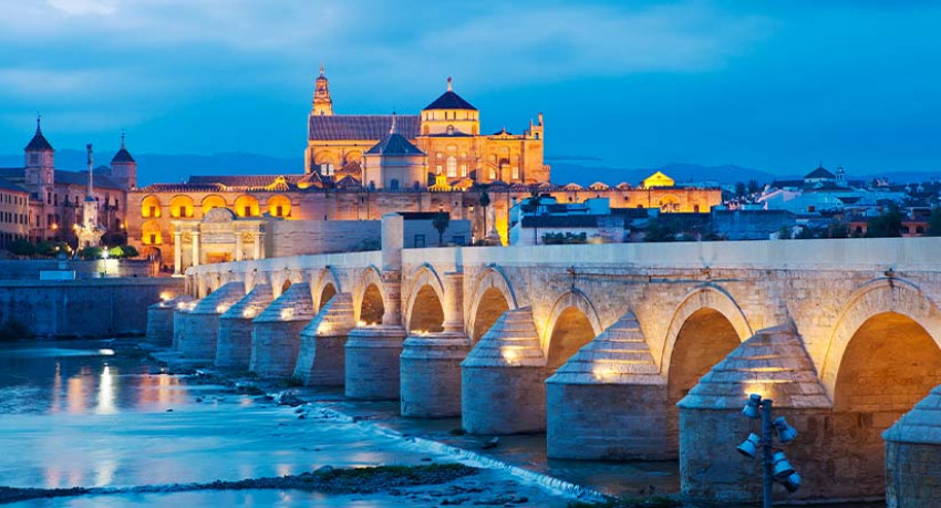 Pesona Kota Cordoba dengan Ragam Wisata Religi