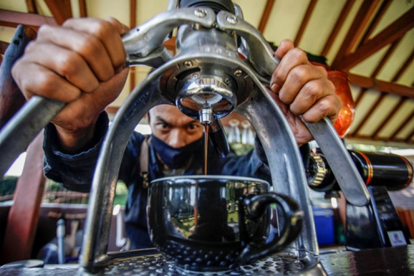 Koloborasi, Kiat Kopi Tuli dan Teman Tuli Bertahan Saat Pandemi