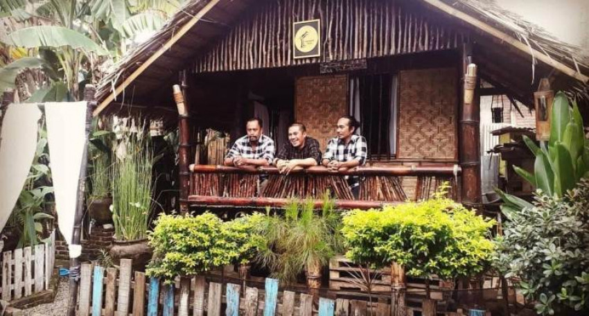 Gabungan Konsep Alam dan Seni dalam Rumah Kecil Makassar