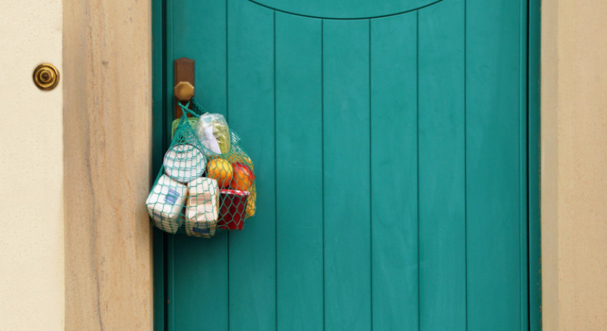 Kiat Dukung Teman Saat Berjuang Hadapi Krisis Pandemi