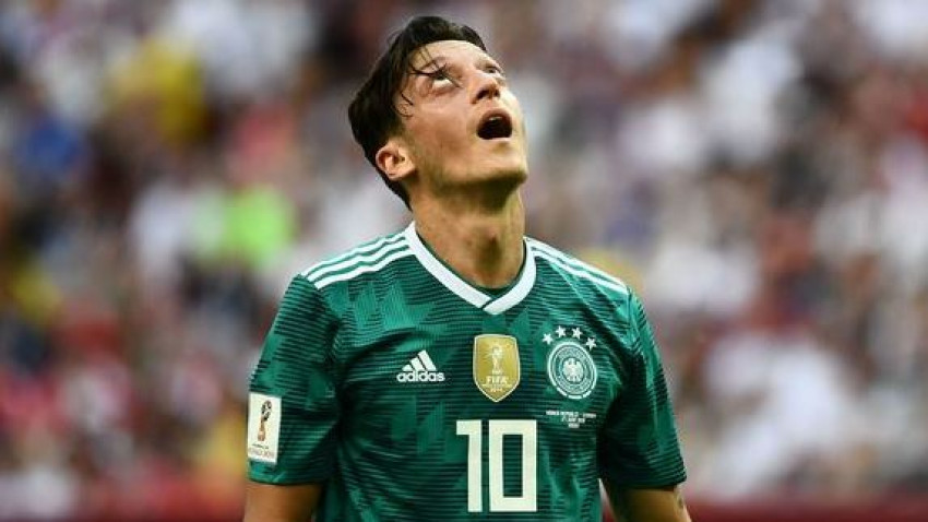 Mesut Ozil Doakan Indonesia di HUT Ke-76: Cepat Pulih dari Pandemi