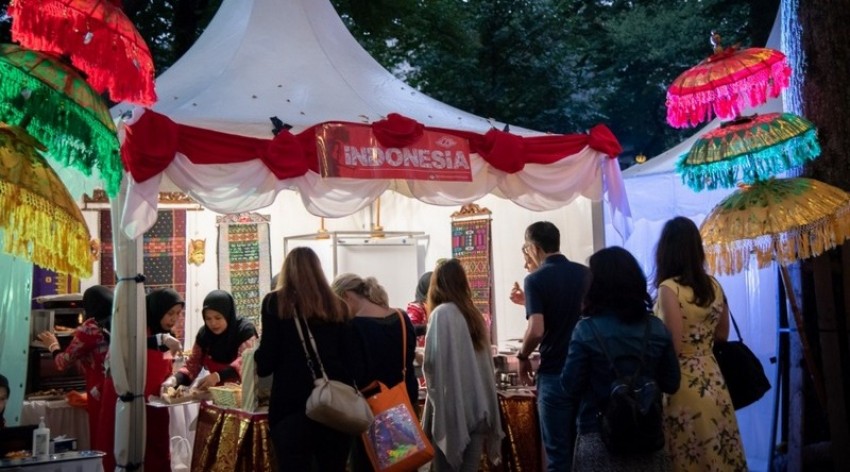 Kuliner dan Tari Indonesia Ramaikan Embassy Festival di Belanda