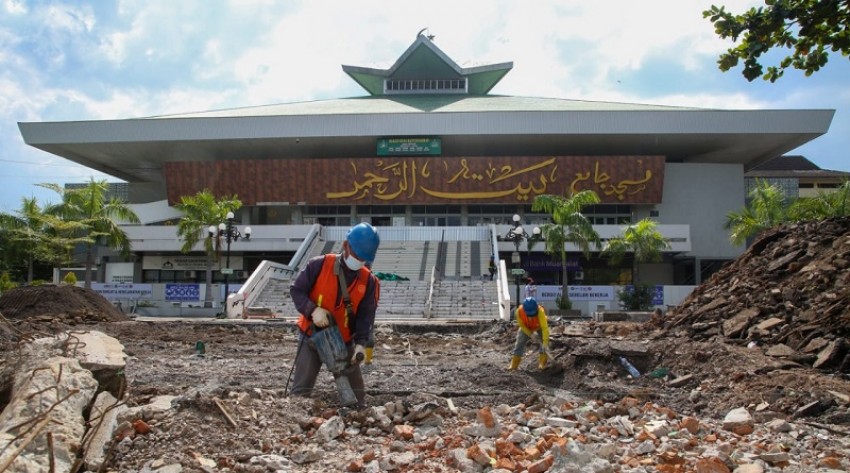 Masjid Raya Baiturahman Semarang Direnovasi agar Lebih Megah