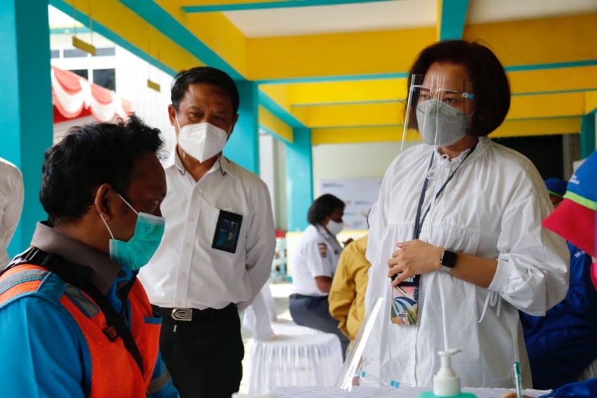 Siap Amankan Kelistrikan PON XX Papua, PLN Vaksinasi 1.574 Petugas