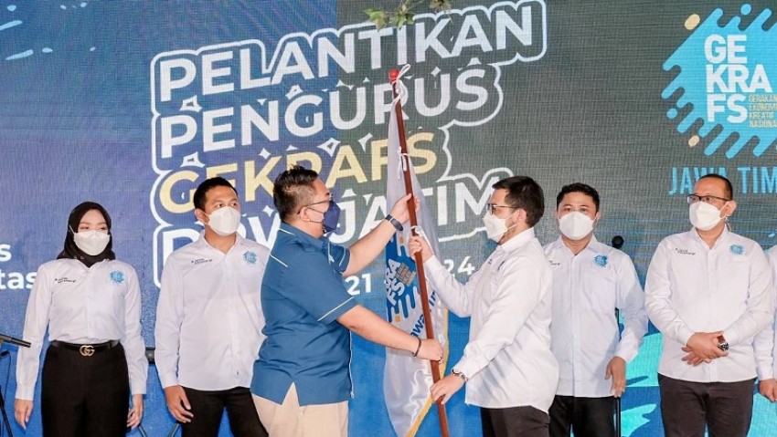 Sandiaga Uno Lantik Gerakan Ekonomi Kreatif Nasional Jatim