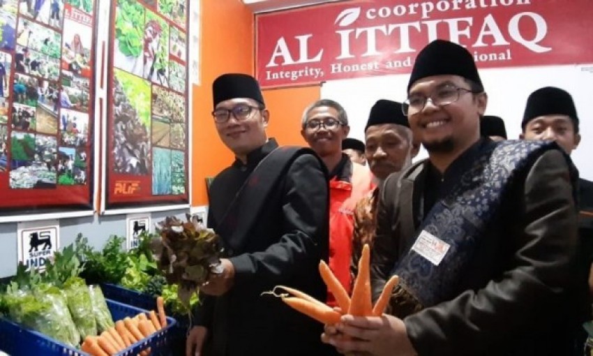 Pesantren Bisa Jadi Pusat Pengembangan Industri Makanan Halal