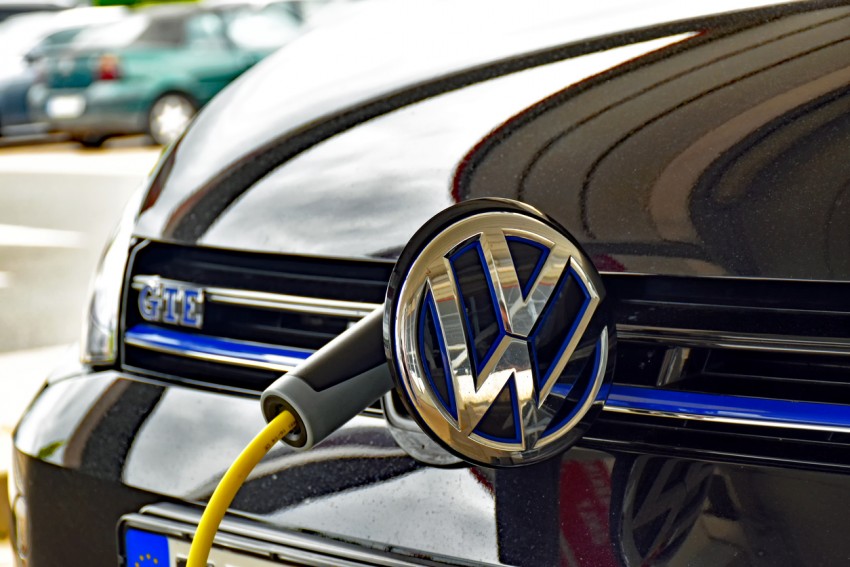 Penjualan Mobil Listrik Grup Volkswagen Meroket Dua Kali Lipat