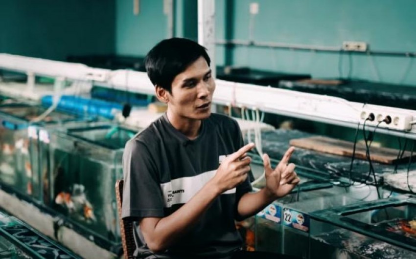 Santri ini Sukses Hasilkan Rp1 Miliar dari Bisnis Ikan Koi dan Bibit Tanaman