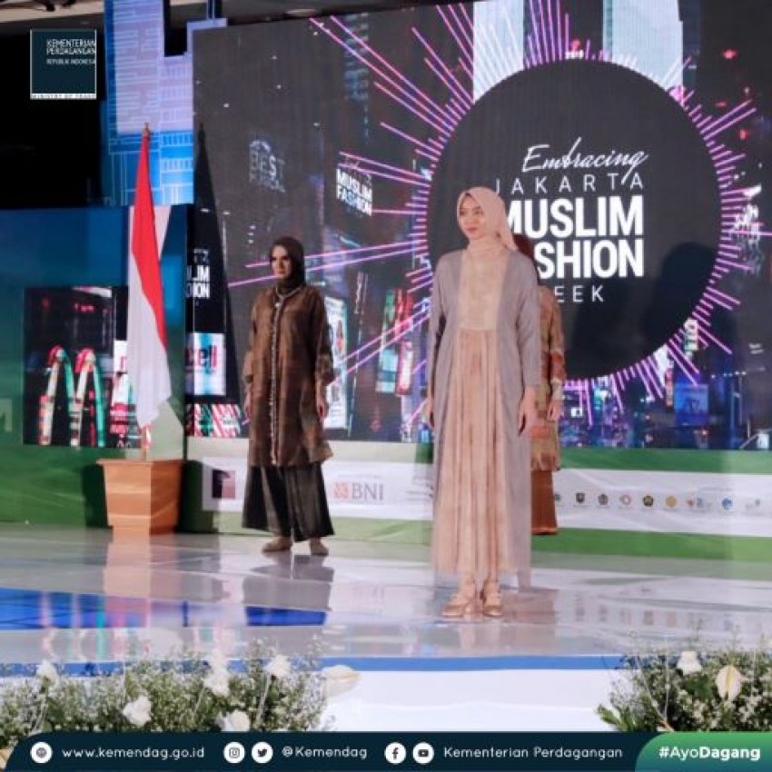 Kemendag Kenalkan Indonesia sebagai Pusat Fesyen Muslim Dunia Lewat JMFW 2021