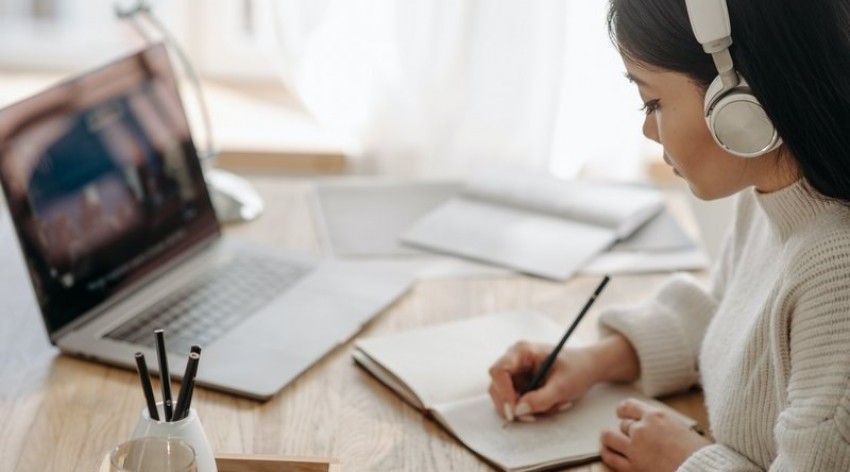 Tingkatkan Kompetensi, Guru Didorong jadi Youtuber